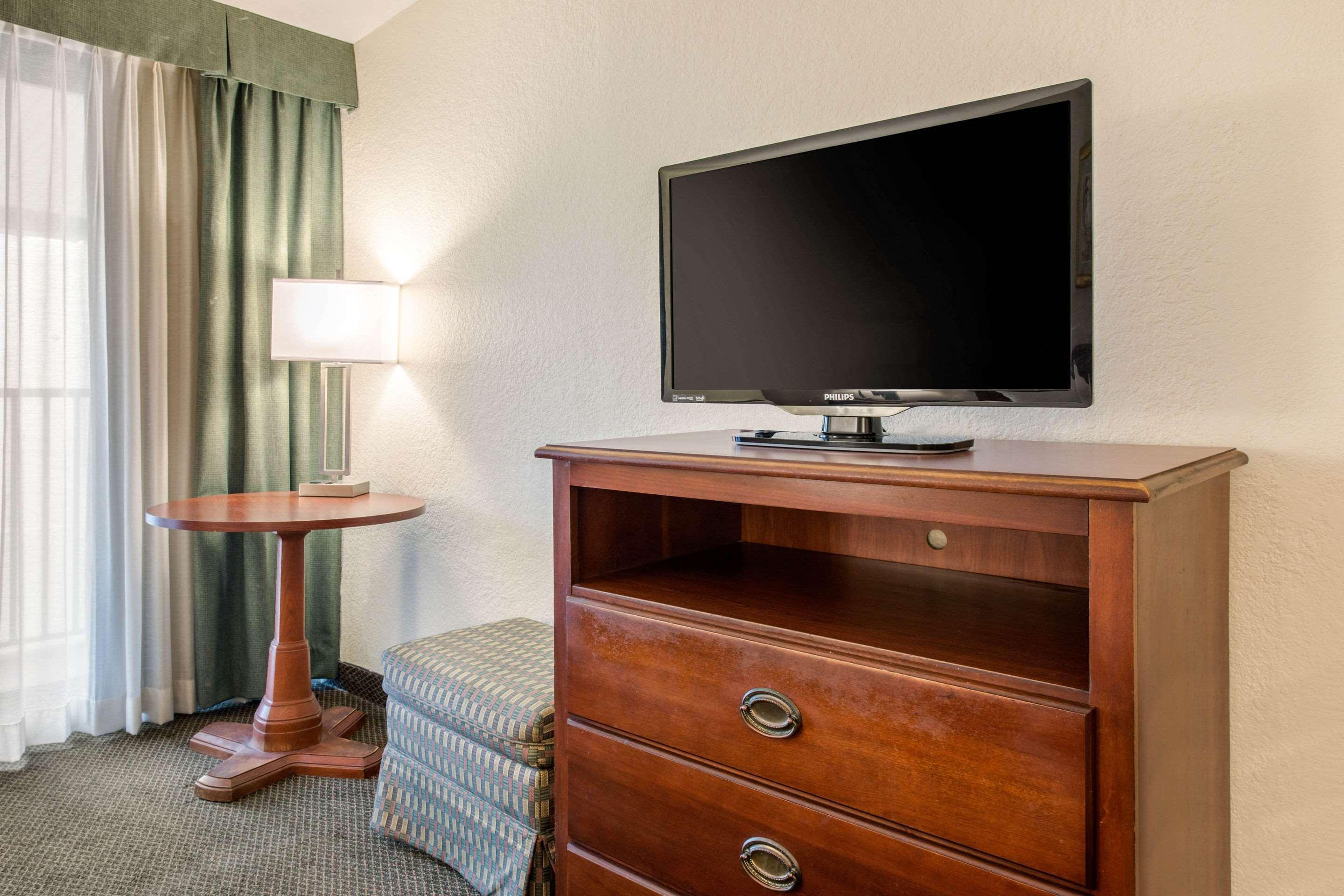 Quality Inn & Suites Tarpon Springs South Zewnętrze zdjęcie