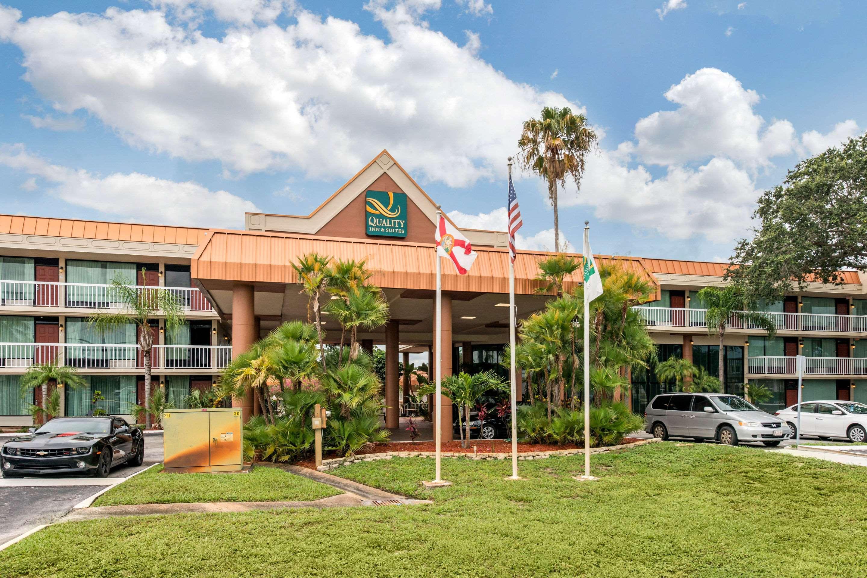 Quality Inn & Suites Tarpon Springs South Zewnętrze zdjęcie